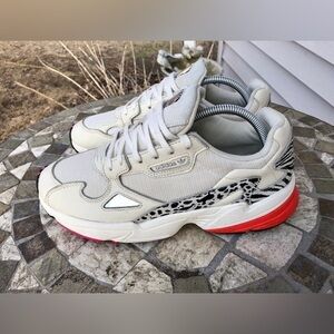 🪺Adidas Falcon ‘Leopard’ Lifestyle Sporty Sneakers